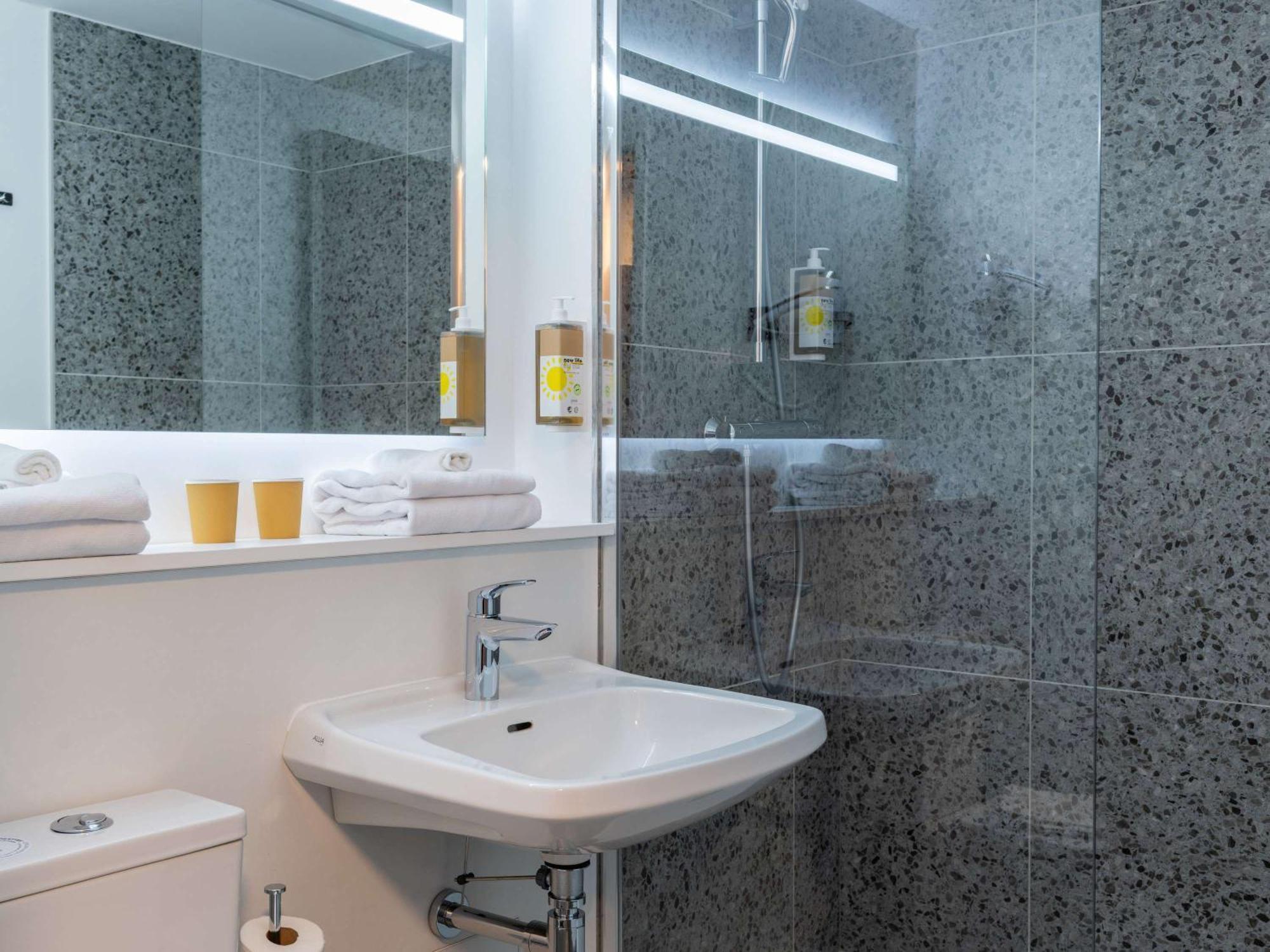 Greet Hotel 샤틀레로 외부 사진